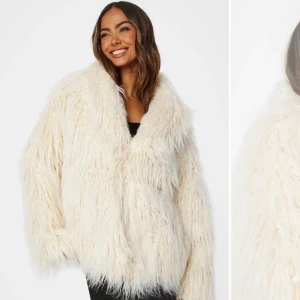 vit faux päls jacka - Hej säljer min supersnygga jacka i med att den inte kommer till användning hos mig😭   Knappt använd!! jättebra skick! 🩷🩷 Det är en xxl men jag är i vanliga fall en S men gillar man lite oversize så blir de perfff🩷