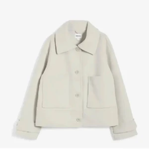 kappa kappahl  - Intressekoll på denna ljusbeige/vita kappan från Kappahl då den inte kommer till användning. Strl S 