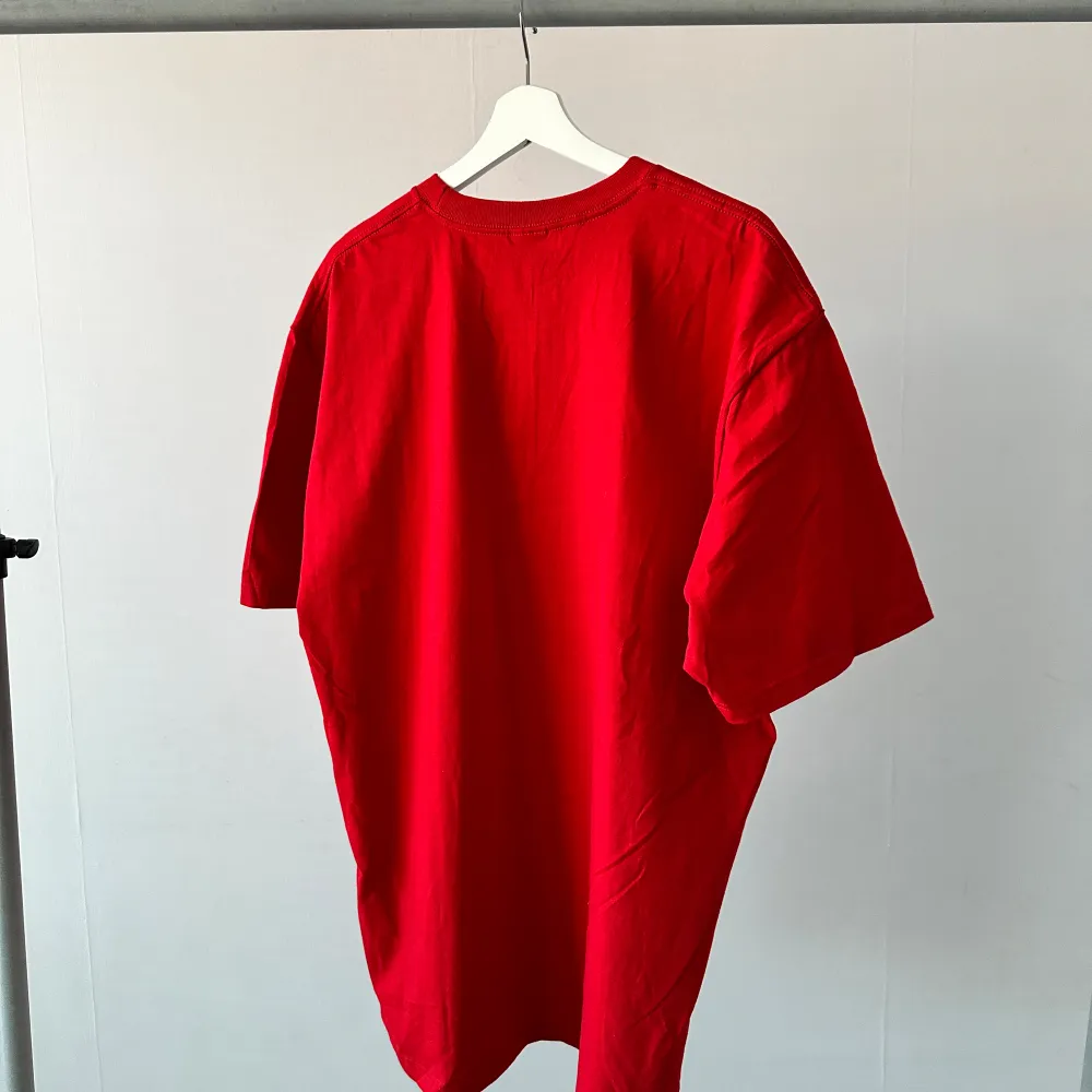 Red Supreme box logo tee Size XL Worn once Bought from Supreme online store  IF YOU NEED MEASUREMENTS OR YOU HAVE ANY QUESTION YOU CAN WRITE ME! Some required reading: • All my items is 100% authentic, most items purchased from authorized retailers. T-shirts.