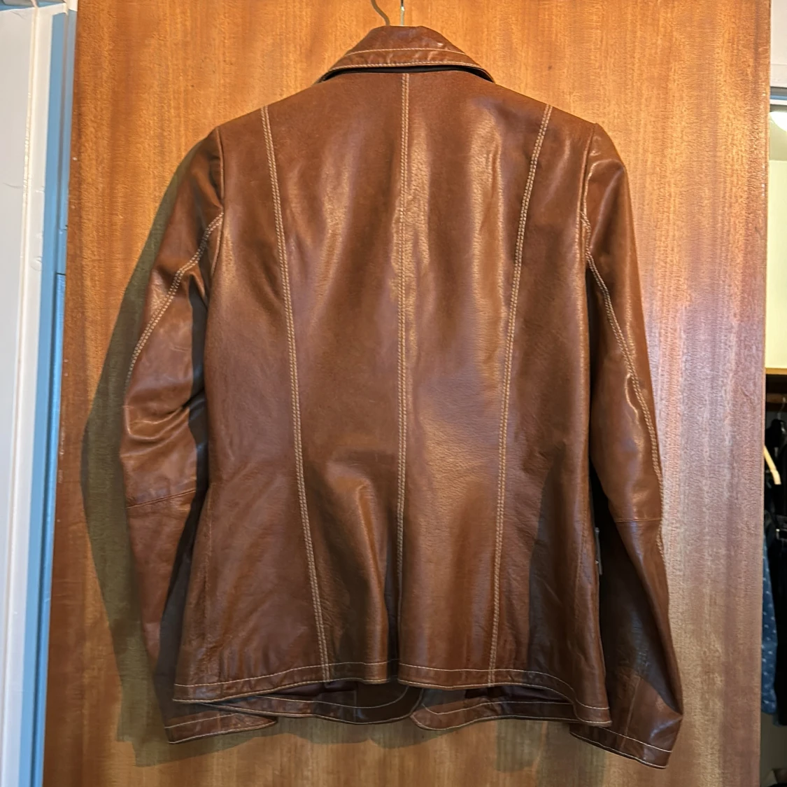 Brun skinnjacka från Lindex - 90