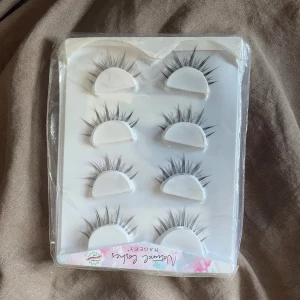 Manga Lashes - oöppnade