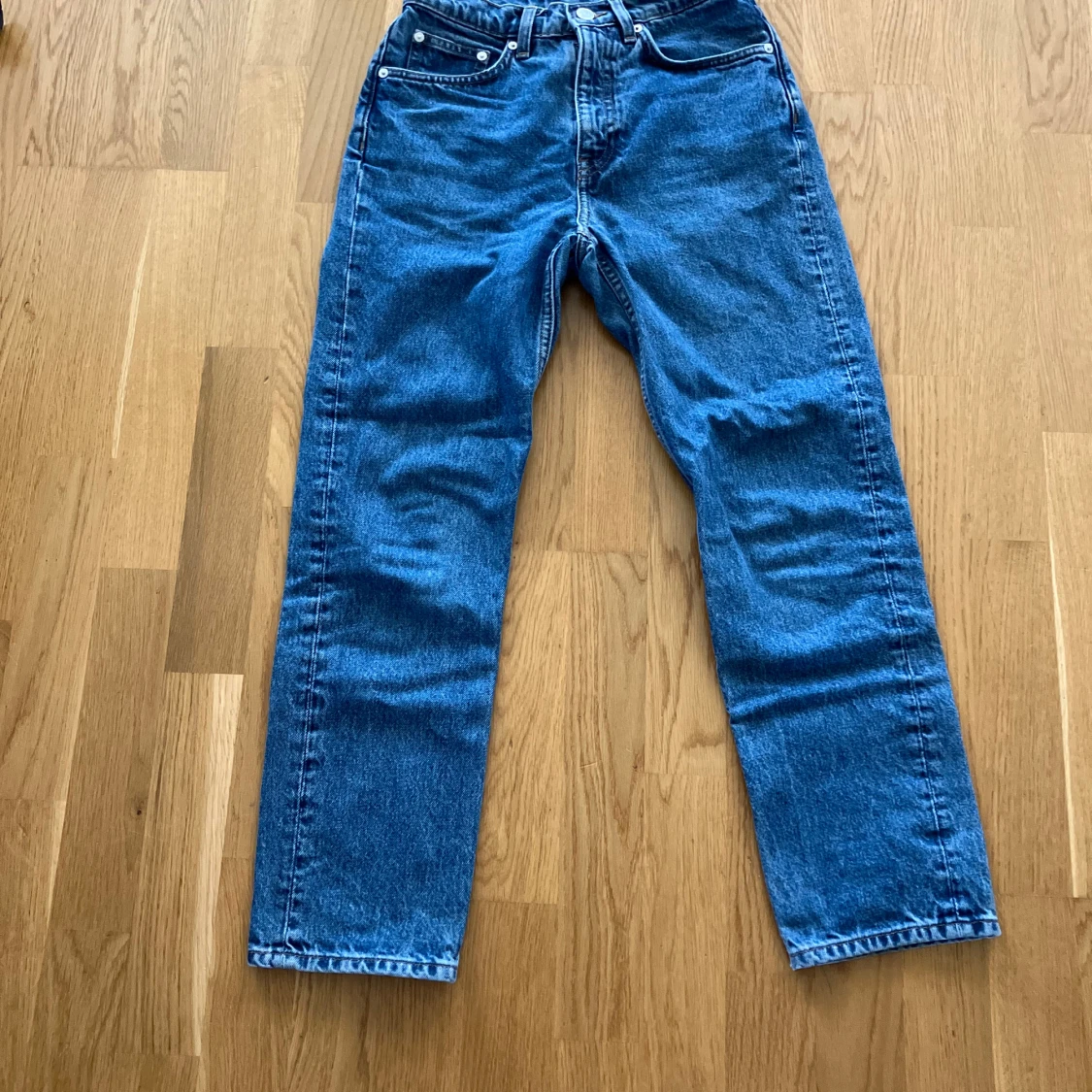 Blå jeans från Arket - 90
