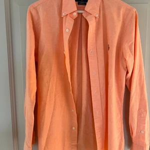 Ralph Lauren skjorta slim fit - Ralph Lauren skjorta slim fit, endast använd några gånger, fint skick.