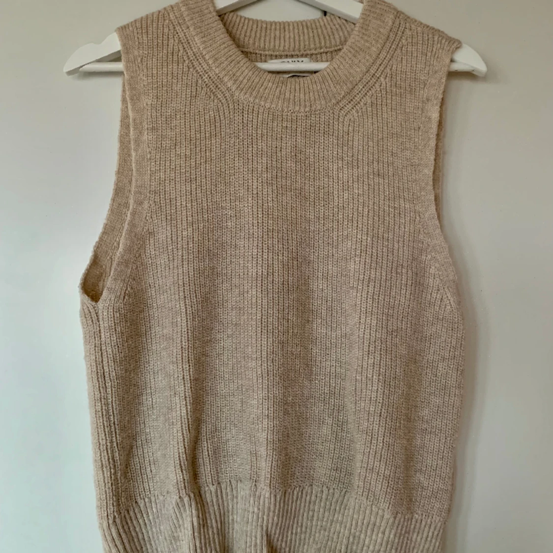 Stickad väst från Only