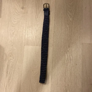 Snyggt skärp  - Säljer mitt flätat skärp pågrund av ingen användning av de Skick 10/10