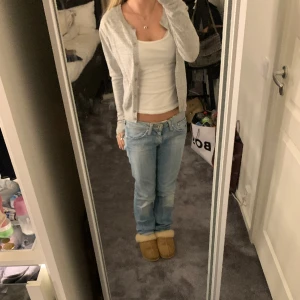 Grå kofta - Grå kofta från hm som inte kommer till användning längre. Mycket bra skick, nypris 179💗