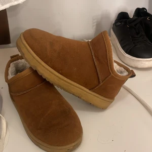 Uggs  - säljer dessa uggs