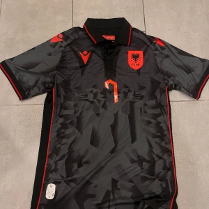 Albania Home National  - Size L