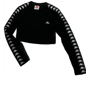 Kappa tröja - En tröja från kappa i lite kortare modell