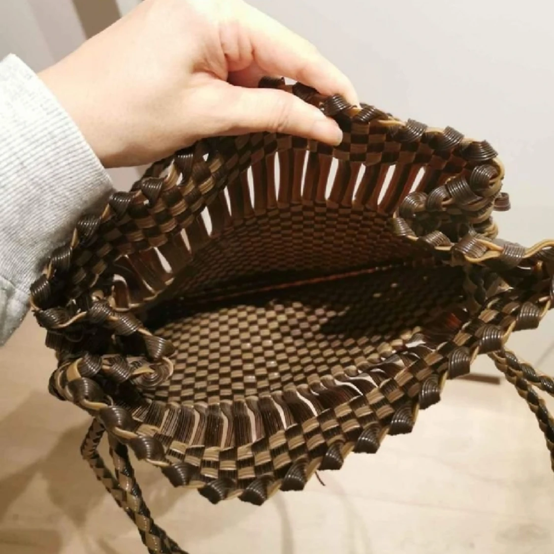 Retro brun vävd väska - 91