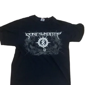 y2k tshirt - true to size 