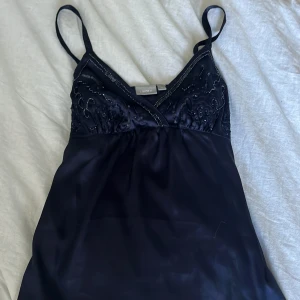 Fest topp - Vintage Lindex topp i storlek S/36. Inga defekter💕