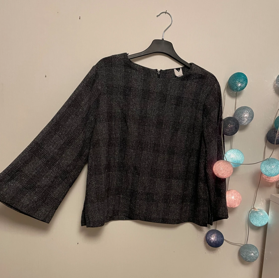 Grå-rutig blus - 90