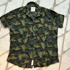 Army Print Shirt - Condition: 6/10