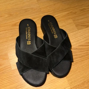 Sandaler  - Dam sandaler i skick som nya   