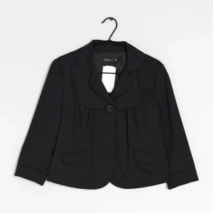 Supersnygg kappa!! - Superfin lite tunnare kappa, aldrig använd, köpt ifrån ”Zalando second hand”, har tyvärr inga bilder med den på💋!!