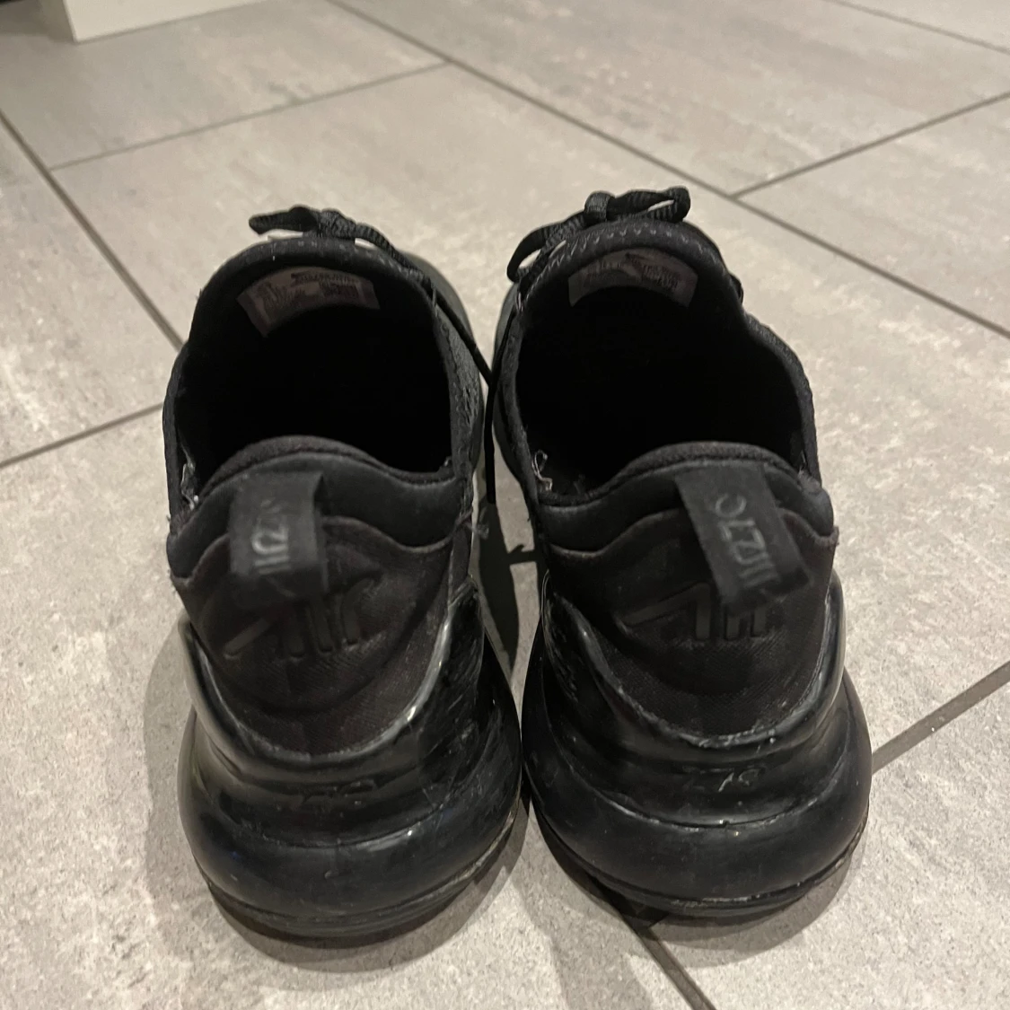 Nike Air Max 270 - 91