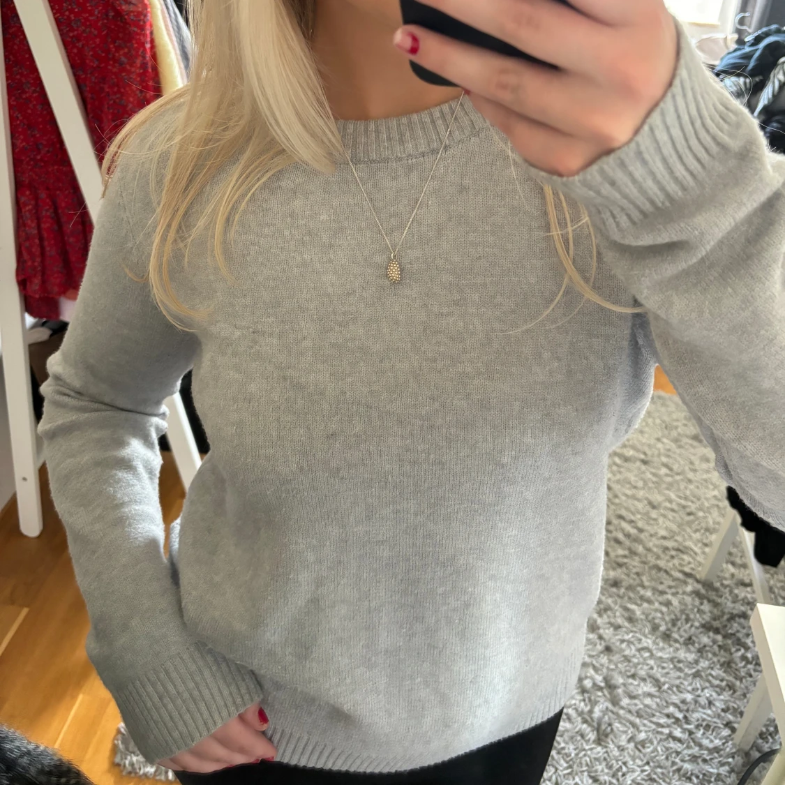 Grå stickad tröja - 91