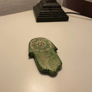 RÖKELSE HÅLLARE  - köpt från sök&finn säljer pga jag blivit kristen