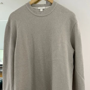 COS Oversize Tröja - Använd ett fåtal gånger 