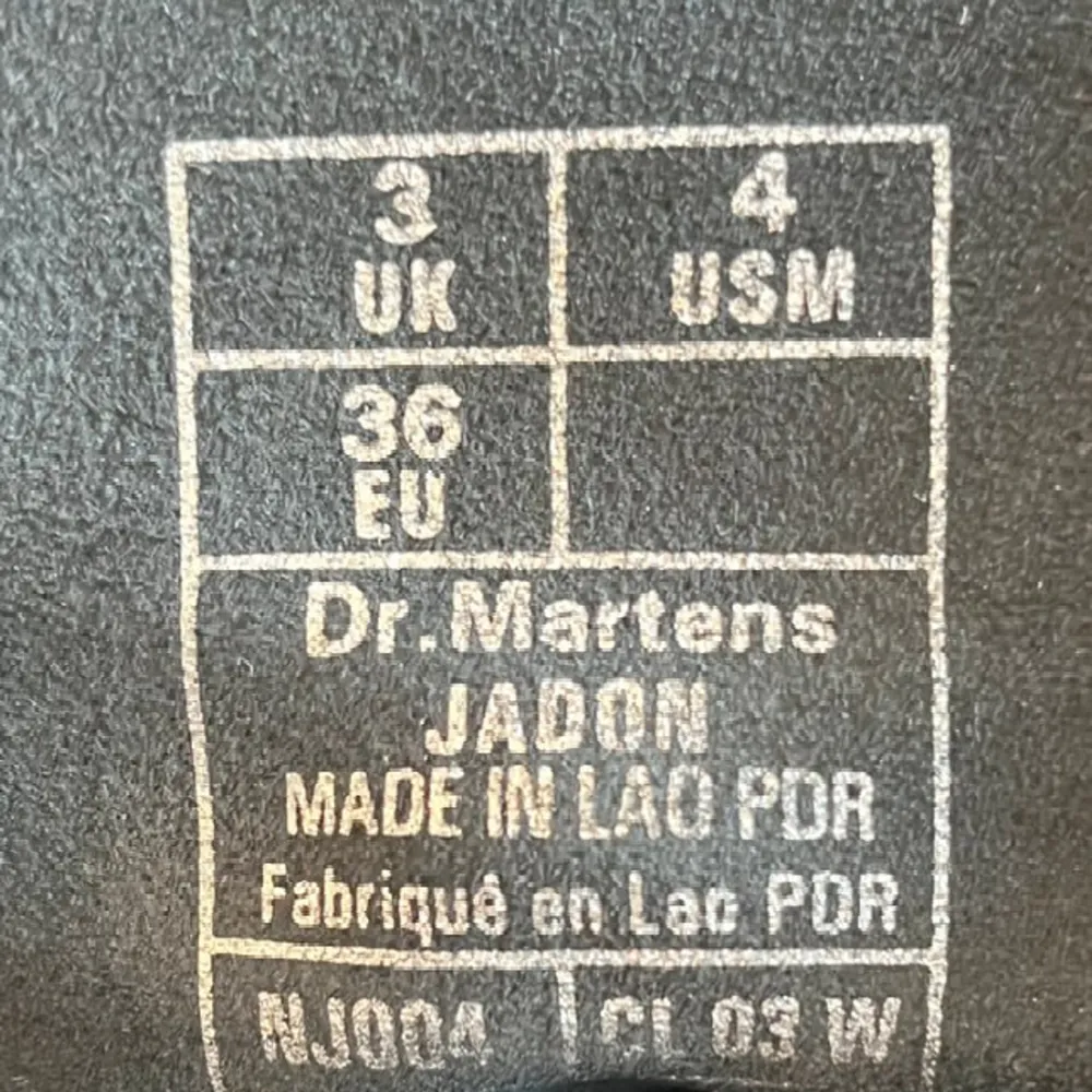 Selling in excellent condition Doc Martens Women's Jadon , size 36 - black color. Skor.
