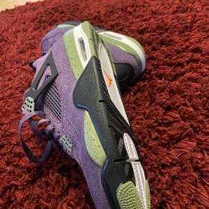 Jordan 4 - Säljer dem för min vän 