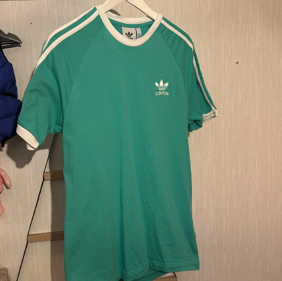 T shirt adidas