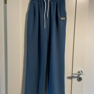 Mjukis byxor  - Storlek M Oanvänd