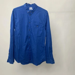 Filippa K skjorta  - Nästan inte använd då den är lite liten för mig