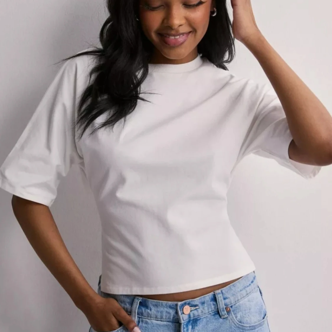 Tshirt med öppen rygg - 90