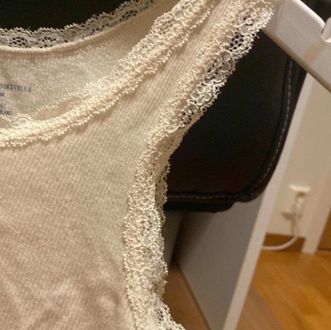 Fint spetslinne - 91