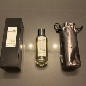 Mancera Cedrat Boise - Säljer/byter en Cedrat Boise 60ml som är oanvänd med påse och förpackning.