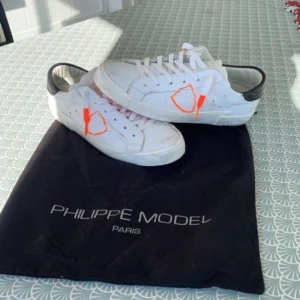 Säljer dessa fina philippe modells!🫡 Ge bud på dom! - Dustbag medföljer 