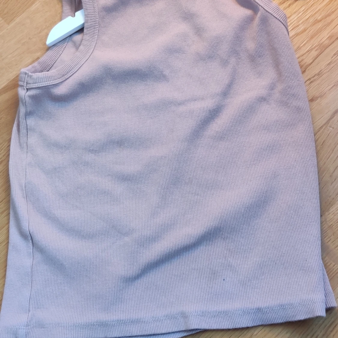 Beige ribbad linne - 90