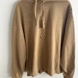 Hoodie från Acne Studios  - En snygg Hoodie från Acne studios! 