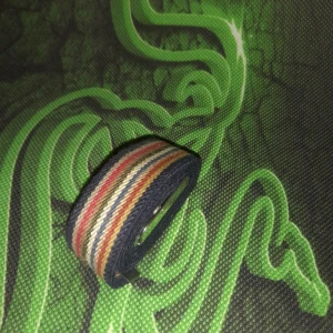 Elastiskt bälte  - Elastiskt smallt bälte 10 av 10 i skick 