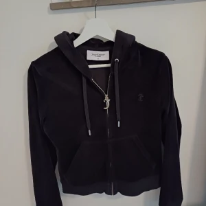 Kofta  - Använd i ett år  Äkta 