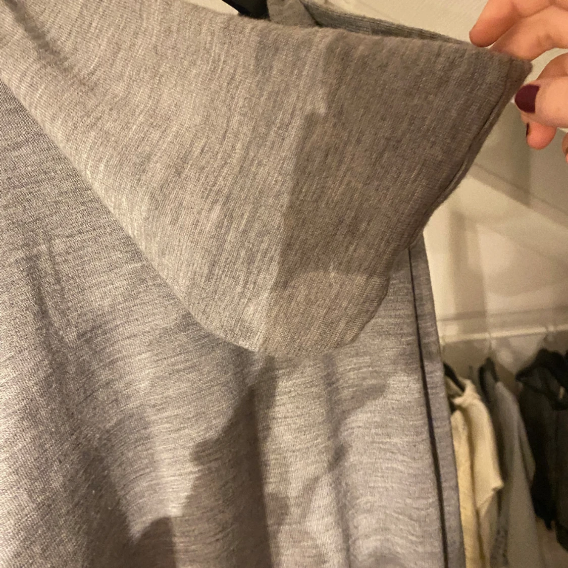 Stickad luvtröja - 90