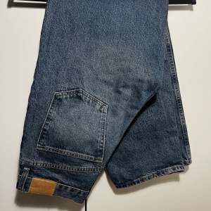 Weekday galaxy jeans, 10/10 skick