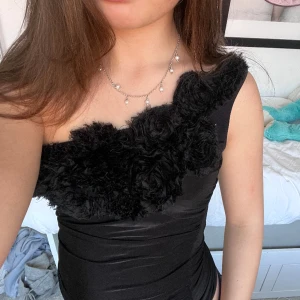 Topp! - Så snygg One shoulder topp!!