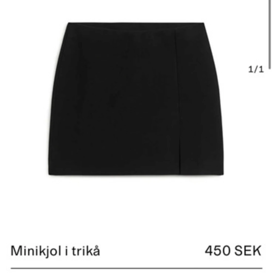 ARKET mini kjol med slit