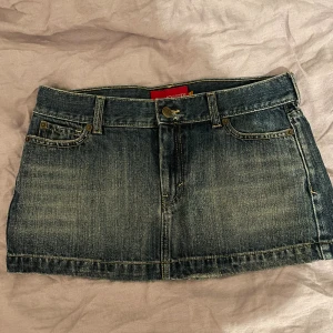 Miniskirt - Jättefin minikjol från hollister💞Lågmidjad och perfekt till sommaren! Skulle säga att den passar storlek S-M