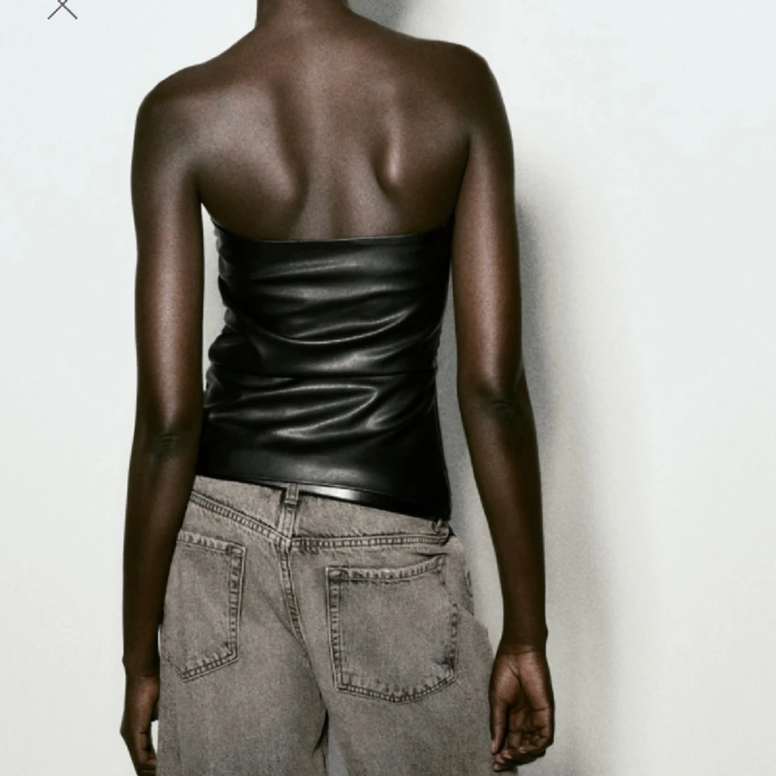 Topp i läderimitation  - 91