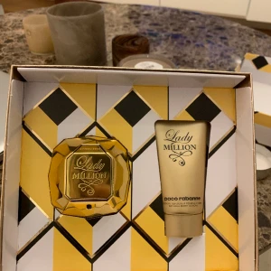 Lady milion 50ml  - Helt ny oanvänd. 50ml doft samt 100ml body creme 