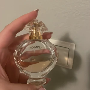 Olympea - ”Orginal ” doften, 30 ml  Köpt på kicks❤️