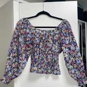 För Sanna🦋 - Off shoulder