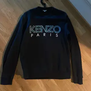 Kenzo sweatshirt inga håll och den är fräsch
