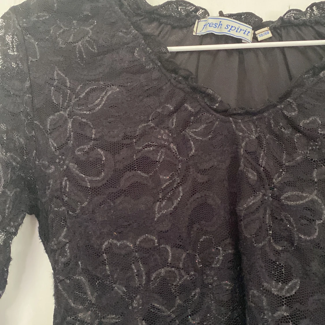 Glittrig spets top - 90