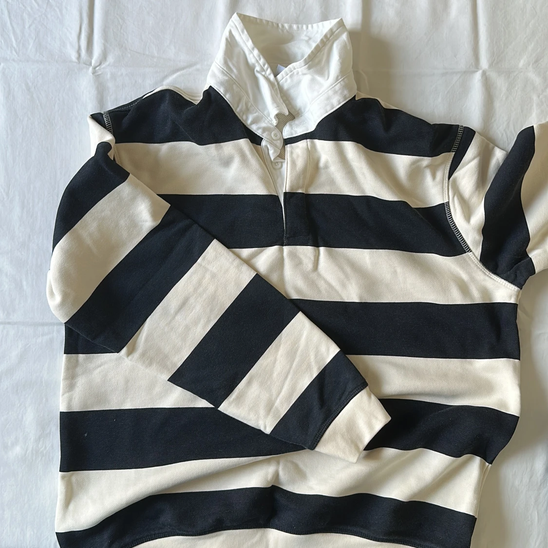 Lång tröja med skjort krage