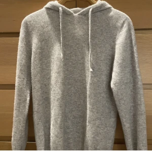 G.O.T Merino Hoodie - Hoodie av 100% merinoull av märker G.O.T. Storlek S.